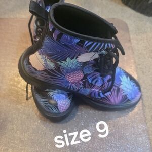Tropical Custom Boots - Black and Purple